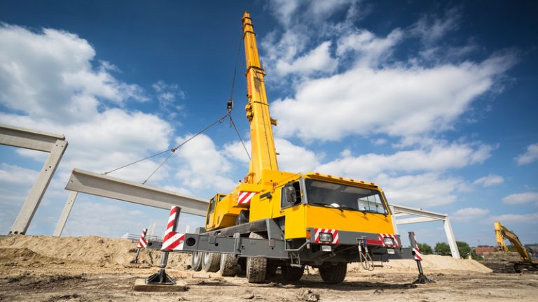 Use a Reliable Company Offering Professional Crane Rental in Illinois